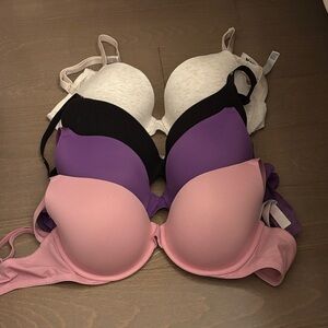 VICTORIA SECRET 12$ EACH - PICK HOW MANY YOU WANT /32DD